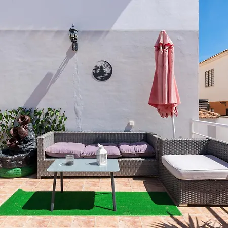 Wintowinrentals With A Huge Terrace In Campanillas Appartement *
