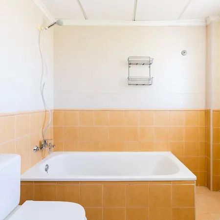 Wintowinrentals With A Huge Terrace In Campanillas Appartement